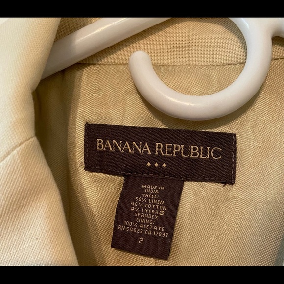 Spring/Summer Women’s Suit - Picture 7 of 7